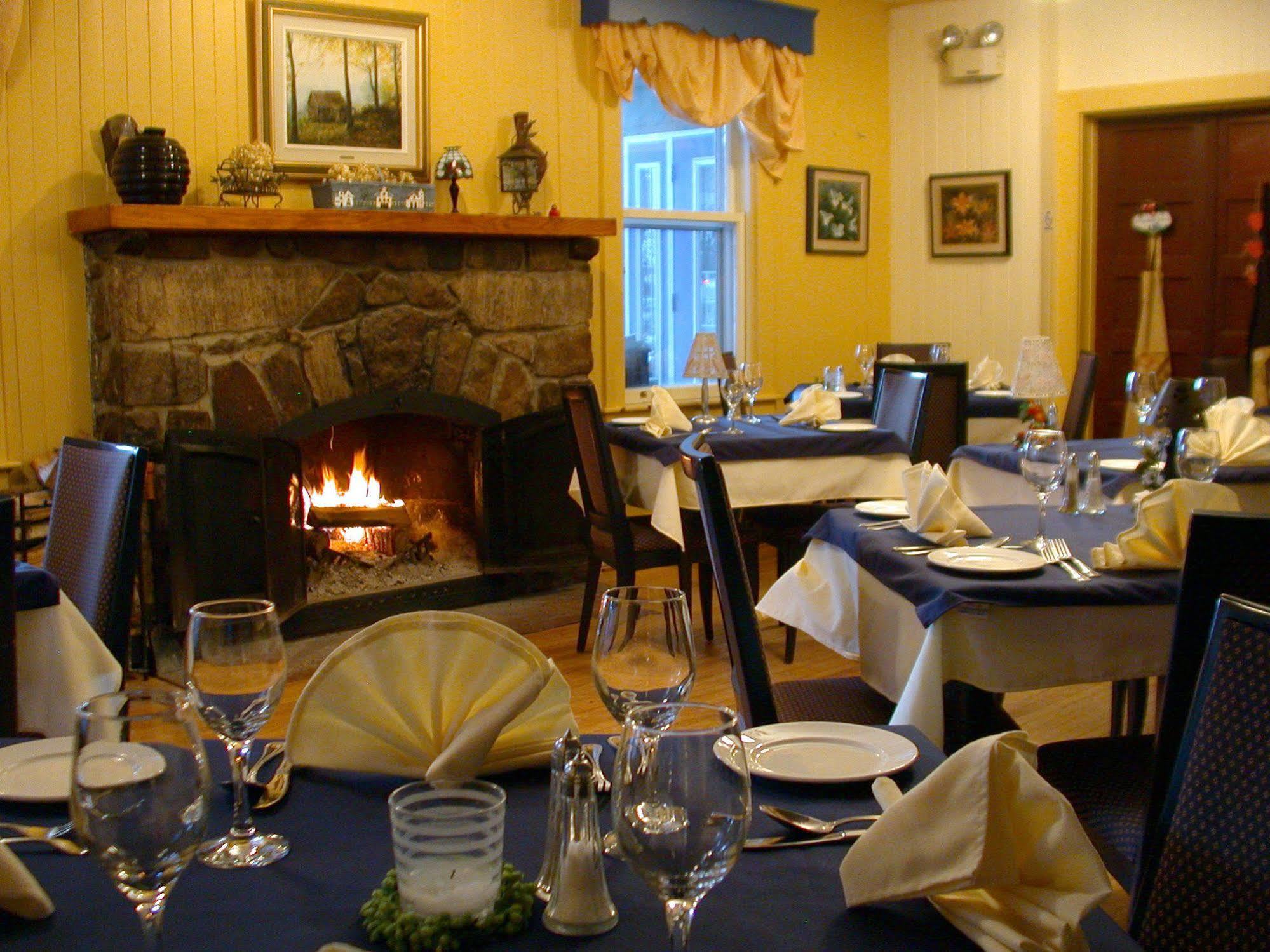 Auberge Clos-Joli Morin-Heights Extérieur photo